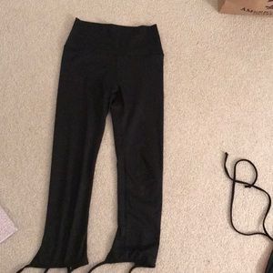 Black arie athletic leggings